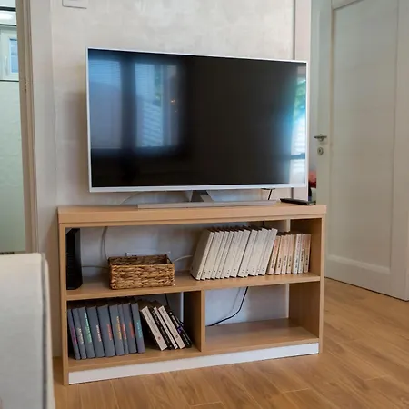 Daire 1-bedroom Near Airport *