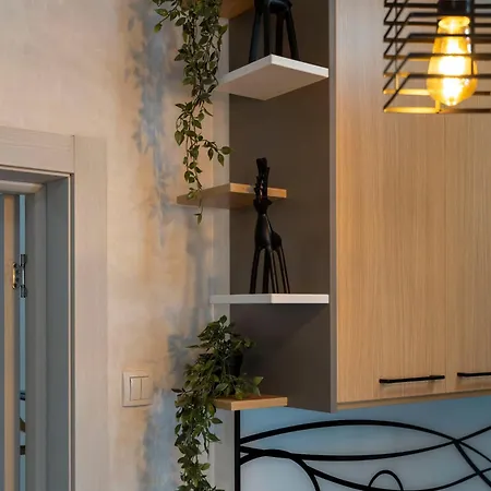 1-bedroom Near Airport Daire *